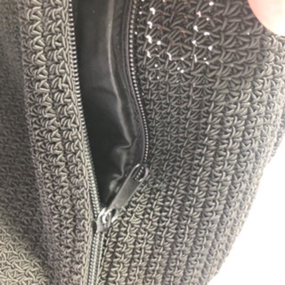 Hand Crafted Crocheted Shoulder Strap Zip Black Handbag - Picture 4 of 7